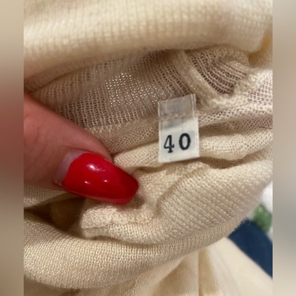 Aviu Women's Cashmere Silk Blend Turtleneck Beige 40 - Picture 6 of 6